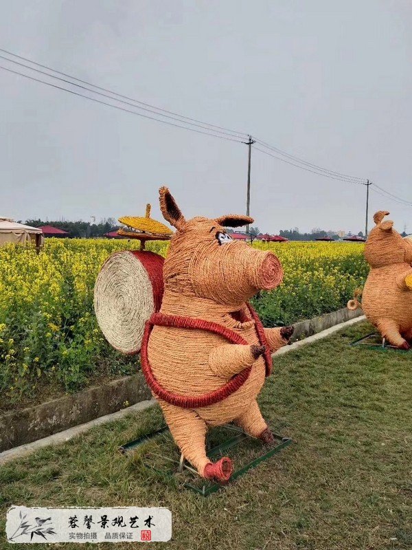 仿真稻草雕塑