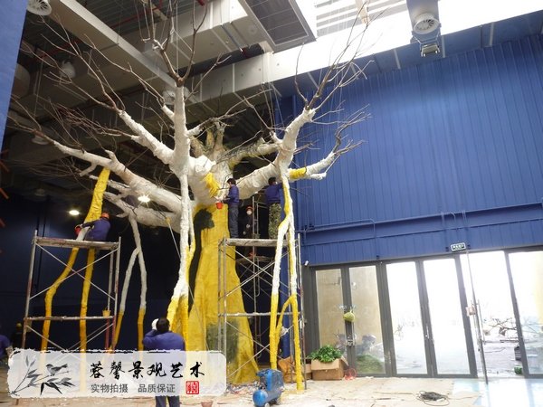 俄罗斯馆榕树施工中.jpg