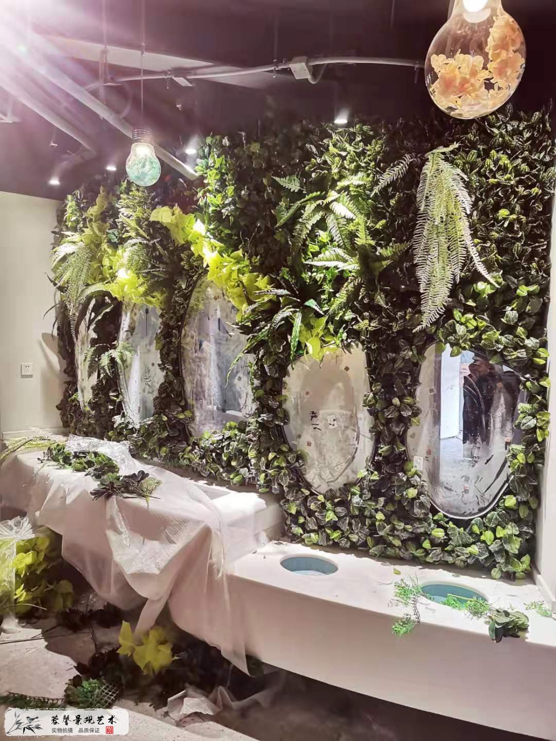 卫生间垂直绿化仿真植物墙