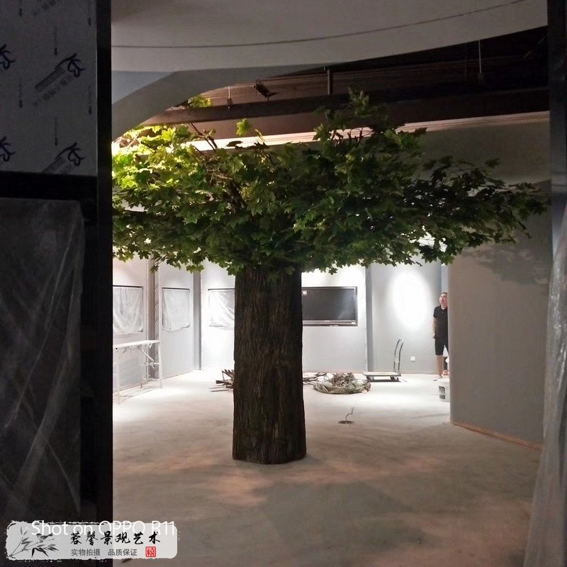 室内包柱子仿真红枫树