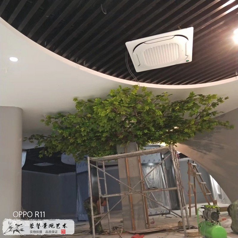 室内包柱子仿真红枫树