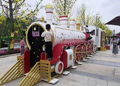 玻璃钢火车