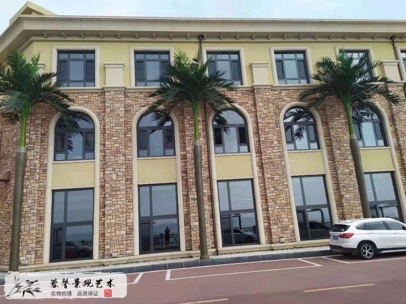 酒店玻璃钢椰子树