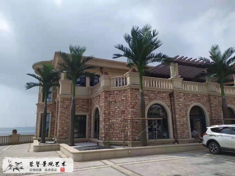 酒店玻璃钢椰子树