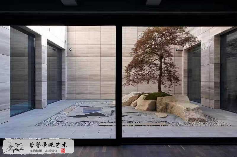 办公楼仿真松树