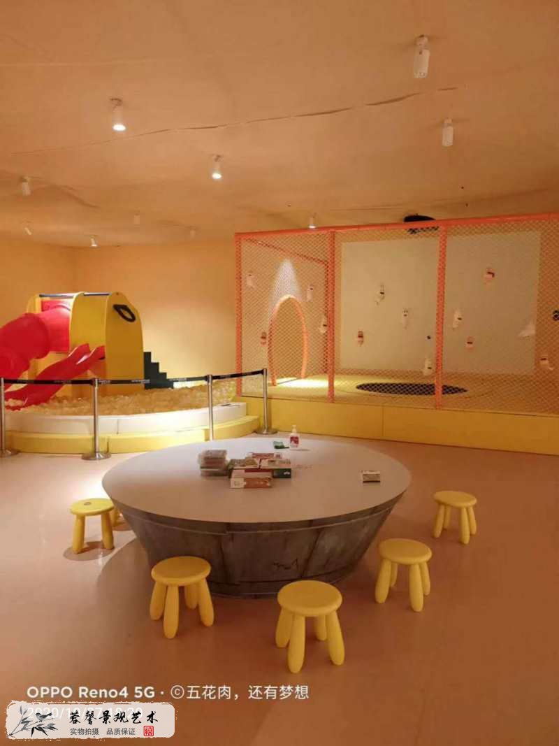 爆笑虫子IP展